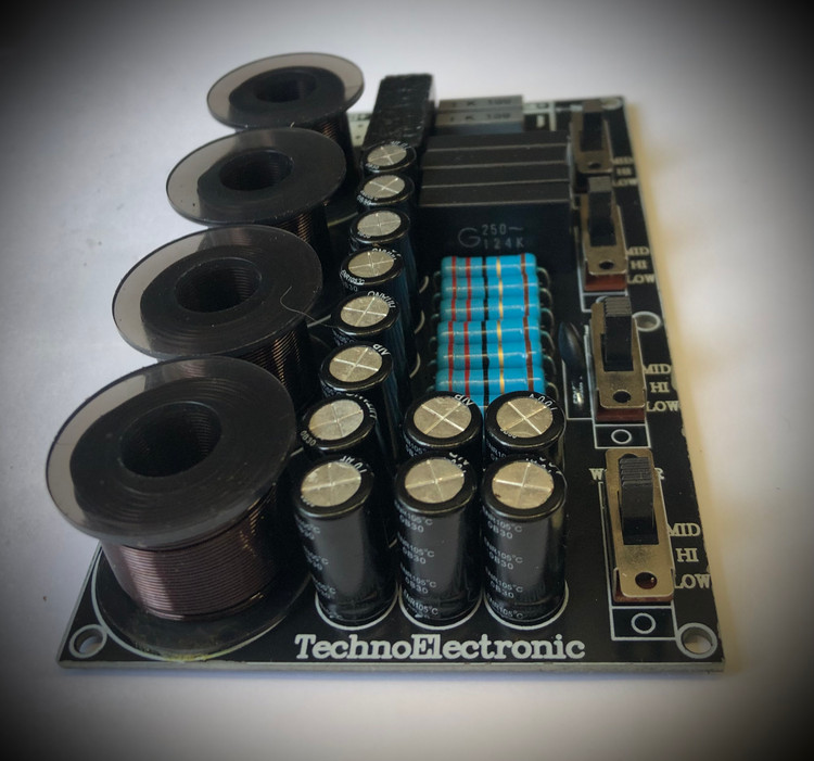 کراس اور 4WAY چهارکاناله ووفر میدبیس میدنج توییتر ۴۰۰ وات RMS مدل TE1104