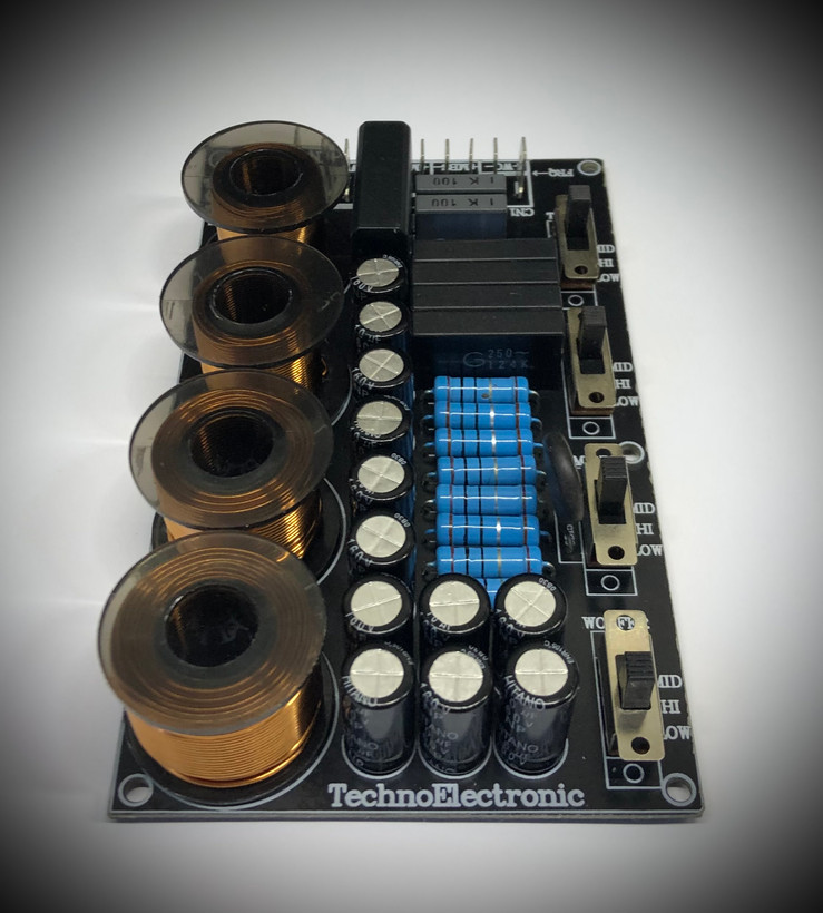 کراس اور 4WAY چهارکاناله ووفر میدبیس میدنج توییتر ۴۰۰ وات RMS مدل TE1104